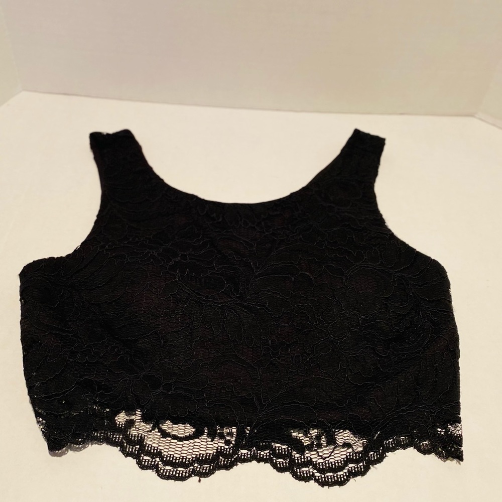 NWT City Studio Cropped Black Lace Tank Top